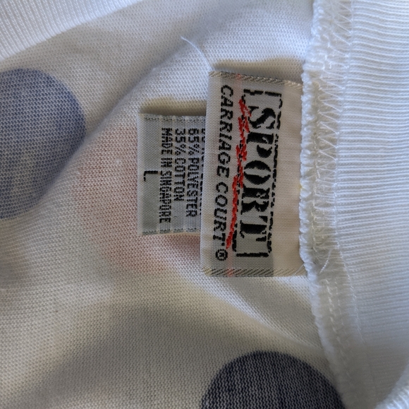 Vintage Carriage Court Tee Shirt.              2 - Picture 3 of 4